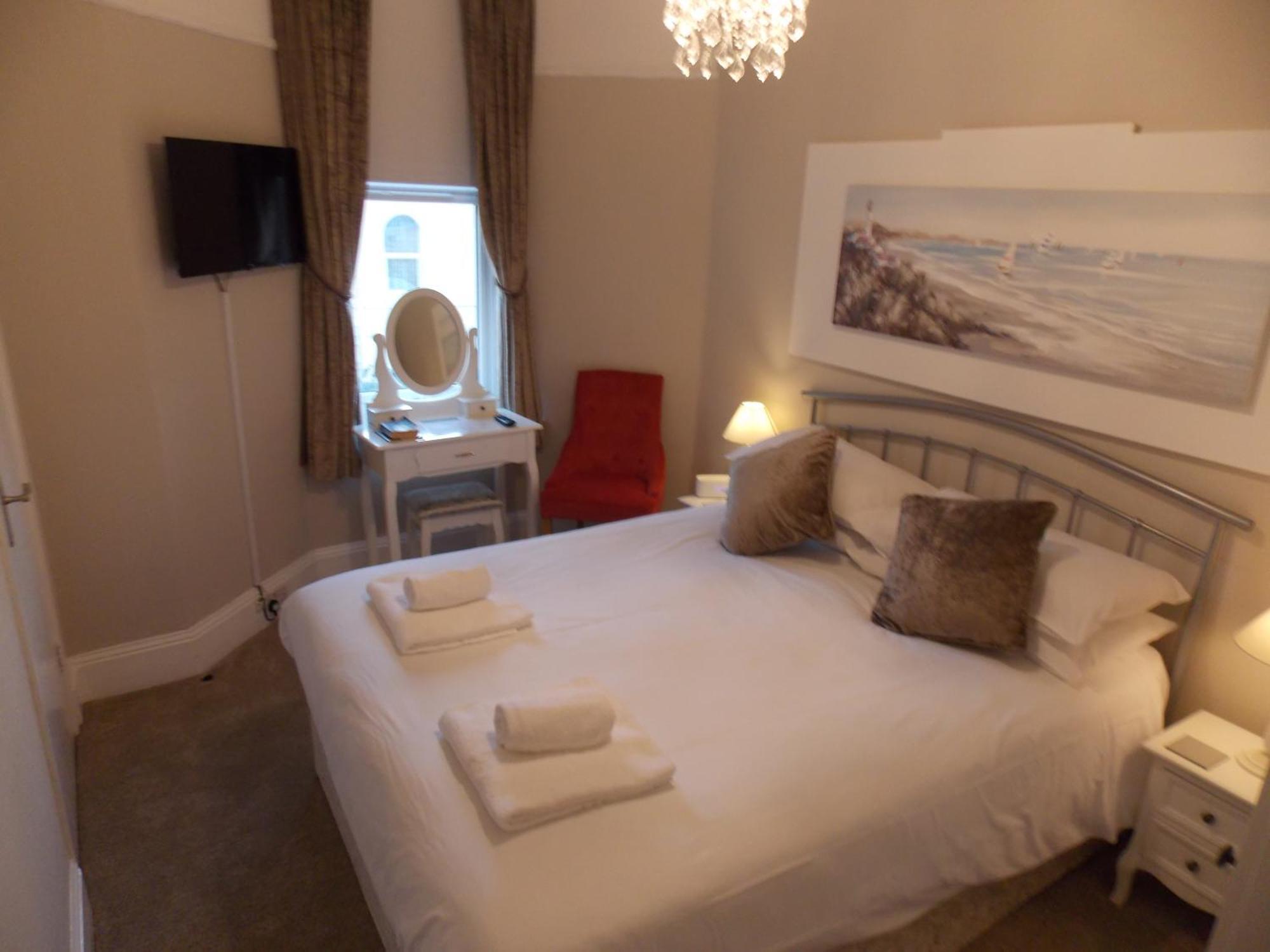 Heathcliff House B&B Exclusively For Adults Free Large Carpark Torquay Exterior foto
