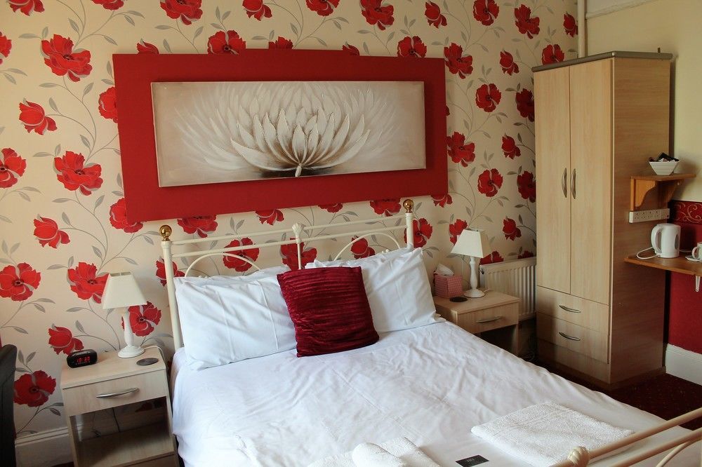 Heathcliff House B&B Exclusively For Adults Free Large Carpark Torquay Exterior foto