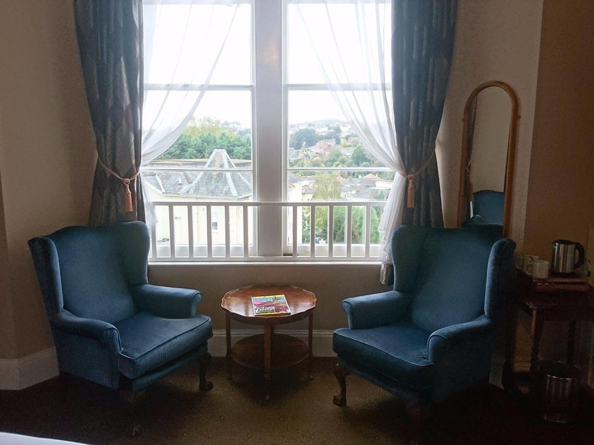 Heathcliff House B&B Exclusively For Adults Free Large Carpark Torquay Exterior foto